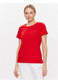 Diadora T-Shirt Core 102.179375 Czerwony Regular Fit. Kolor: czerwony. Materiał: bawełna
