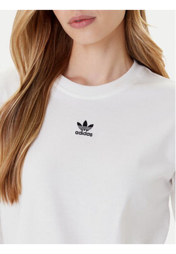 Adidas - adidas Bluzka Essentials JW7454 Biały Regular Fit. Kolor: biały. Materiał: bawełna