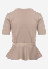 Born2be - Beżowa Bluzka Dzianinowa z Baskinką i Paskiem Lyvara. Okazja: na co dzień. Kolor: beżowy. Materiał: dzianina. Styl: casual, klasyczny #5