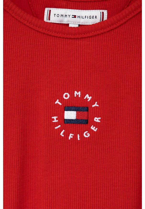 TOMMY HILFIGER - Tommy Hilfiger top dziecięcy kolor czerwony. Okazja: na co dzień. Kolor: czerwony. Materiał: dzianina, bawełna. Długość rękawa: na ramiączkach. Wzór: aplikacja. Styl: casual