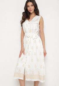 Born2be - Biała Wiskozowa Sukienka Koszulowa w Hafty z Paskiem Araverra. Okazja: na co dzień. Kolor: biały. Materiał: wiskoza. Wzór: haft. Sezon: wiosna, lato. Typ sukienki: koszulowe. Styl: klasyczny, casual, elegancki #1