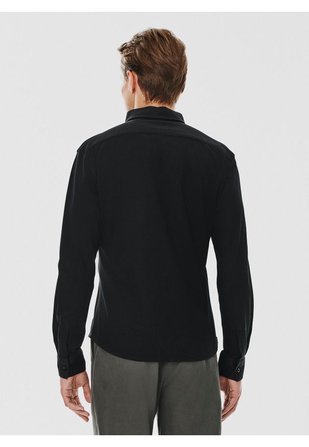 Pako Lorente - PAKO LORENTE – Czarna bawełniana koszula męska. Kolor: czarny, zielony. Materiał: bawełna. Długość rękawa: długi rękaw. Długość: długie. Wzór: gładki
