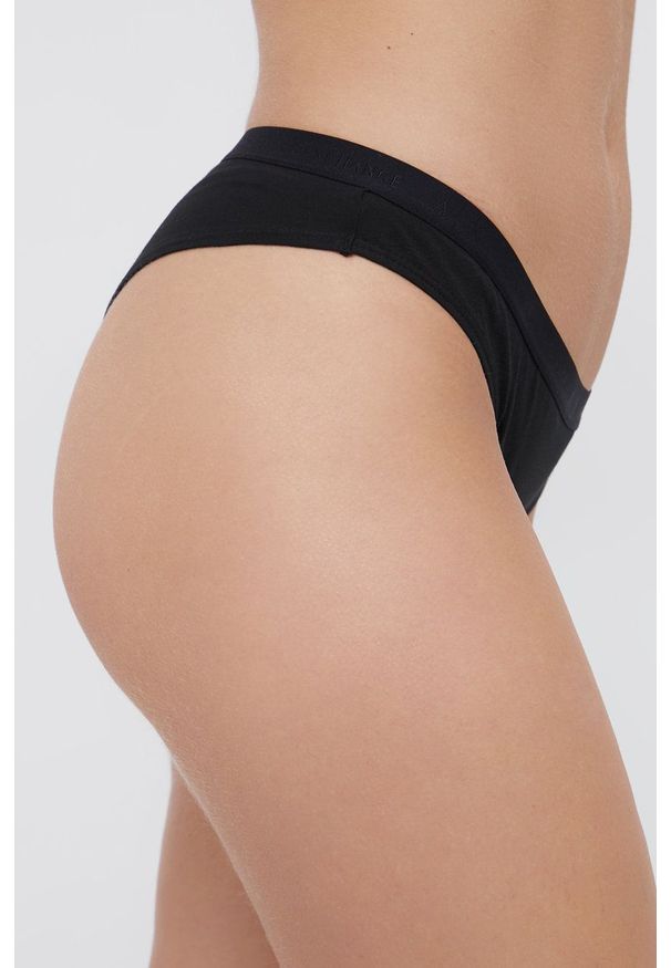 Armani Exchange Brazyliany kolor czarny z bawełny. Kolor: czarny. Materiał: bawełna. Wzór: gładki