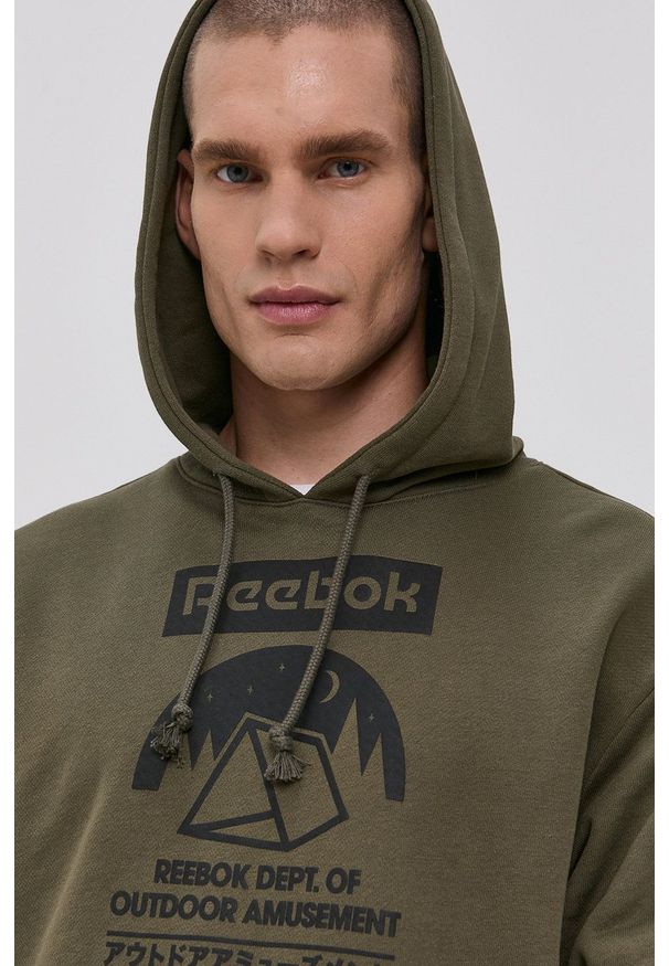 Reebok Classic Bluza kolor zielony z kapturem z nadrukiem. Okazja: na co dzień. Typ kołnierza: kaptur. Kolor: zielony. Wzór: nadruk. Styl: casual