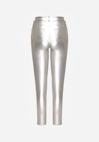 Renee - Srebrne Spodnie o Kroju Skinny z Ekoskóry Zorlemi. Okazja: na co dzień. Stan: podwyższony. Kolor: srebrny. Materiał: polar, koronka. Styl: elegancki, casual #6