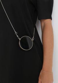 Born2be - Czarna Sukienka Pudełkowa z Saszetką Jalela. Kolor: czarny. Typ sukienki: oversize #4