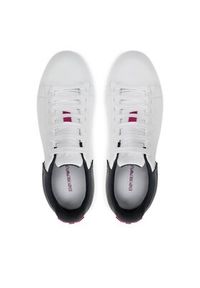 Emporio Armani Sneakersy X3X024 XR127 C682 Biały. Kolor: biały #6