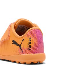 Puma - Buty piłkarskie dla małych dzieci FUTURE 8 PLAY TT PUMA. Kolor: żółty, wielokolorowy, czarny, pomarańczowy, różowy. Sport: piłka nożna