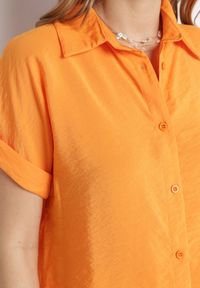 Born2be - Pomarańczowa Koszula z Wiskozy Asymetryczna z Krótszym Przodem Karinas. Kolor: pomarańczowy. Materiał: wiskoza. Długość: krótkie. Styl: elegancki