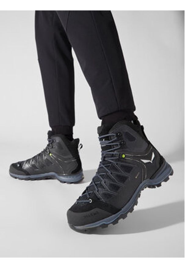 Salewa Trekkingi Ms Mnt Trainer Lite Mid Gtx GORE-TEX 61359-0971 Czarny. Kolor: czarny. Materiał: materiał. Technologia: Gore-Tex. Sport: turystyka piesza