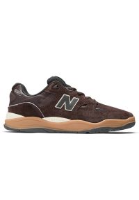 Buty męskie New Balance Numeric NM1010BN – brązowe. Kolor: brązowy. Materiał: materiał, syntetyk, skóra, guma, dresówka. Szerokość cholewki: normalna. Sport: bieganie, skateboard, fitness