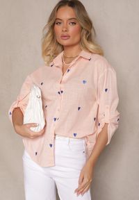 Renee - Różowa Bawełniana Koszula w Serca Elearose. Okazja: na co dzień. Kolor: różowy. Materiał: bawełna. Długość: długie. Styl: klasyczny, elegancki, casual #4