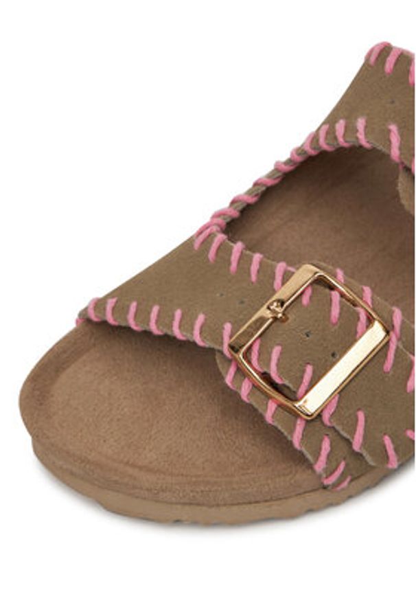 DeeZee Klapki MXCR-205 Beżowy. Kolor: beżowy. Materiał: materiał