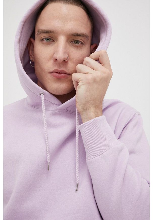 Jack & Jones Bluza męska kolor fioletowy z kapturem gładka. Okazja: na co dzień. Typ kołnierza: kaptur. Kolor: fioletowy. Materiał: dzianina. Wzór: gładki. Styl: casual