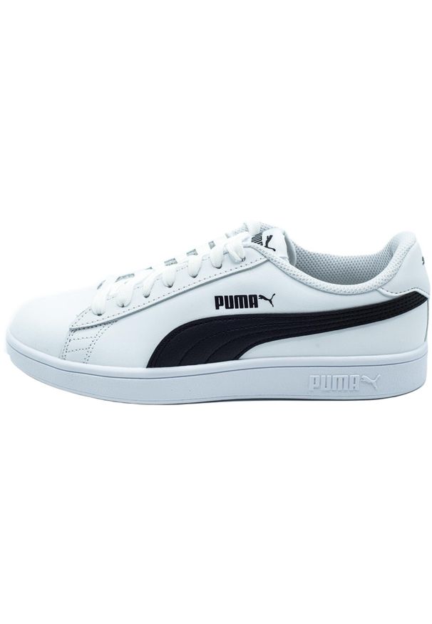Buty do chodzenia męskie Puma Smash V2 L. Zapięcie: sznurówki. Kolor: biały, wielokolorowy, czarny. Materiał: materiał, syntetyk, skóra. Szerokość cholewki: normalna. Sport: turystyka piesza