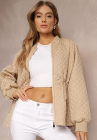 Renee - Beżowa Pikowana Kurtka Bomberka ze Ściągaczami Libbie. Kolor: beżowy. Styl: elegancki #4
