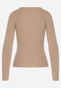 Born2be - Beżowy Sweter z Wiskozą i Metaliczną Nitką Lillanova. Okazja: na co dzień. Kolor: beżowy. Materiał: wiskoza. Długość rękawa: długi rękaw. Długość: długie. Styl: casual #6