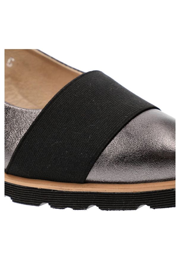 Srebrne Półbuty Simen Damskie Stylowe Modne Obuwie. Okazja: na co dzień, na spacer. Kolor: srebrny. Szerokość cholewki: normalna. Obcas: na koturnie. Styl: elegancki