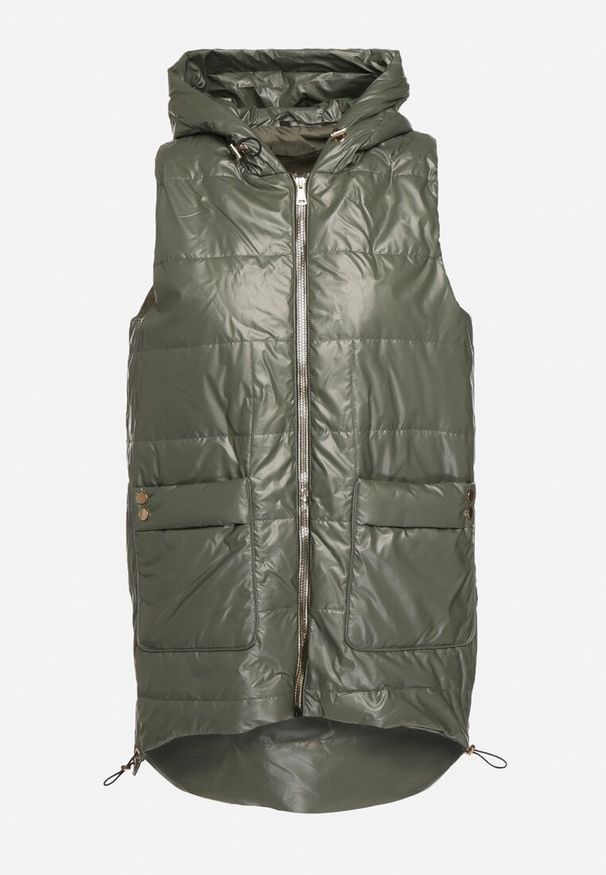 Born2be - Zielona Pikowana Kamizelka z Kapturem i Troczkami na Dole Terinaes. Okazja: na co dzień, na spacer. Typ kołnierza: kaptur. Kolor: zielony. Materiał: jeans. Styl: casual, elegancki