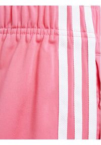 Adidas - adidas Spodnie dresowe adicolor SST IN8492 Różowy Regular Fit. Kolor: różowy. Materiał: syntetyk #2