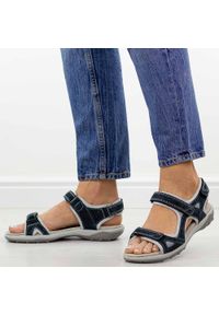 Granatowe skórzane sandały damskie Cambell 94327. Okazja: na spacer, na co dzień. Zapięcie: rzepy. Kolor: niebieski. Materiał: skóra. Sezon: wiosna, lato. Styl: casual, elegancki, sportowy, klasyczny #1