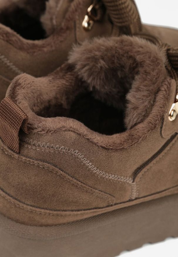 Born2be - Brązowe Sneakersy Vices w Stylu Śniegowców na Platformie z Ozdobnym Futerkiem Nalirea. Okazja: na co dzień, na spacer. Kolor: brązowy. Materiał: futro. Obcas: na platformie. Sport: turystyka piesza