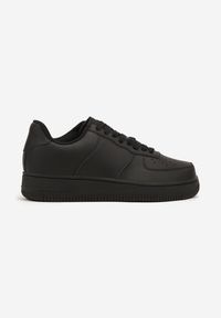 Born2be - Czarne Buty Sportowe Sneakersy ze Skóry Naturalnej z Perforacją Solnelisse. Okazja: na co dzień. Kolor: czarny. Materiał: skóra