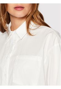 NA-KD Koszula Basic 1018-008584-0001-581 Biały Oversize. Kolor: biały. Materiał: bawełna