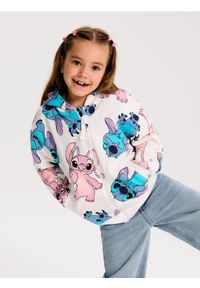Sinsay - Bluza z kapturem Stitch - kremowy. Typ kołnierza: kaptur. Kolor: kremowy