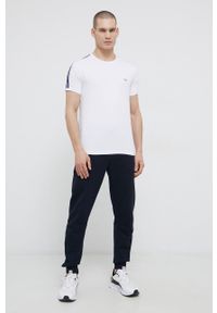 Emporio Armani Underwear T-shirt męski kolor biały z nadrukiem. Okazja: na co dzień. Kolor: biały. Materiał: dzianina. Wzór: nadruk. Styl: casual