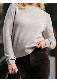 Sinsay - Klasyczny sweter z domieszką wełny - beżowy. Kolor: beżowy. Materiał: wełna. Styl: klasyczny #1