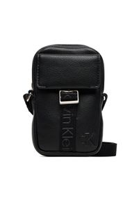 Saszetka Calvin Klein. Kolor: czarny