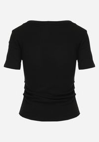 Renee - Czarny T-shirt w Prążki z Marszczeniami po Bokach Nedala. Okazja: na co dzień. Kolor: czarny. Wzór: prążki. Styl: casual, elegancki #8