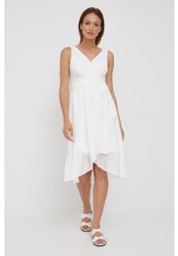 DKNY - Dkny sukienka kolor biały mini rozkloszowana. Kolor: biały. Długość rękawa: na ramiączkach. Wzór: haft. Typ sukienki: asymetryczne, rozkloszowane. Długość: mini #3