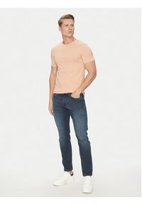 Guess T-Shirt M2YI72 I3Z14 Pomarańczowy Regular Fit. Kolor: pomarańczowy. Materiał: bawełna #5