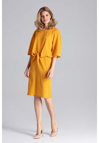 Figl - Musztardowa Sukienka przed Kolana z Wiązaniem w Talii. Kolor: żółty. Materiał: poliester, elastan