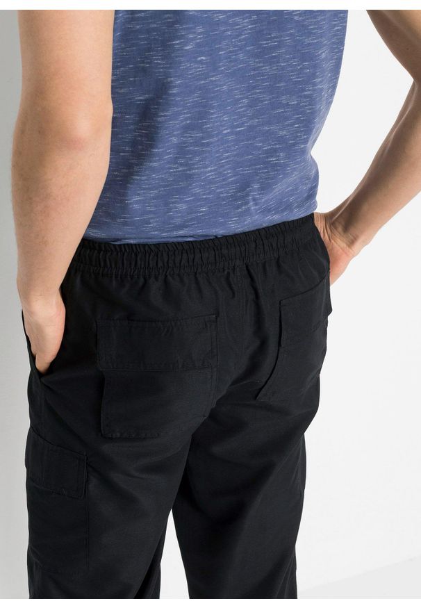 bonprix - Spodnie 3/4 z mikrofibry w fasonie regular fit. Stan: obniżony. Kolor: czarny. Materiał: mikrofibra