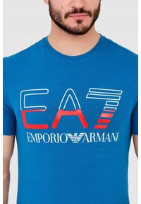 EA7 Emporio Armani - EA7 T-shirt męski niebieski z dużym logo. Kolor: niebieski