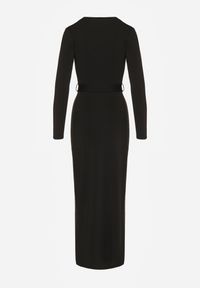 Renee - Czarna Sukienka z Wiskozą o Kopertowym Kroju z Rozcięciem i Wiązanym Paskiem Tesela. Okazja: na co dzień. Kolor: czarny. Materiał: wiskoza. Typ sukienki: kopertowe. Styl: casual #5