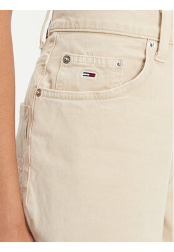 Tommy Jeans Bermudy DW0DW21646 Beżowy Regular Fit. Kolor: beżowy. Materiał: bawełna
