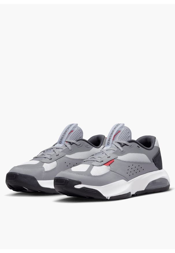 Sneakersy męskie Nike Jordan Air 200E. Okazja: na co dzień, do pracy, na spacer. Kolor: szary. Sport: turystyka piesza