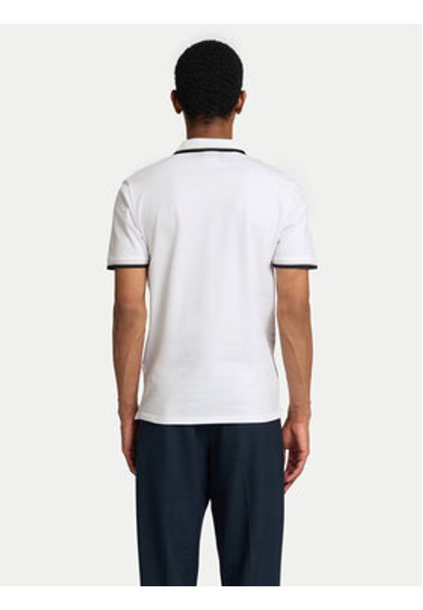Selected Homme Polo 16095852 Biały Slim Fit. Typ kołnierza: polo. Kolor: biały. Materiał: bawełna