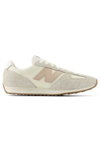 Buty unisex New Balance U471KAA – beżowe. Kolor: beżowy. Materiał: zamsz, materiał, syntetyk. Szerokość cholewki: normalna. Wzór: jodełka. Sezon: lato