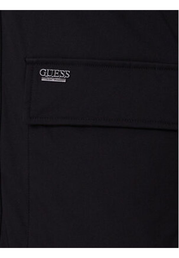 Guess Kurtka puchowa M5BL2G W2712 Czarny Regular Fit. Kolor: czarny. Materiał: syntetyk