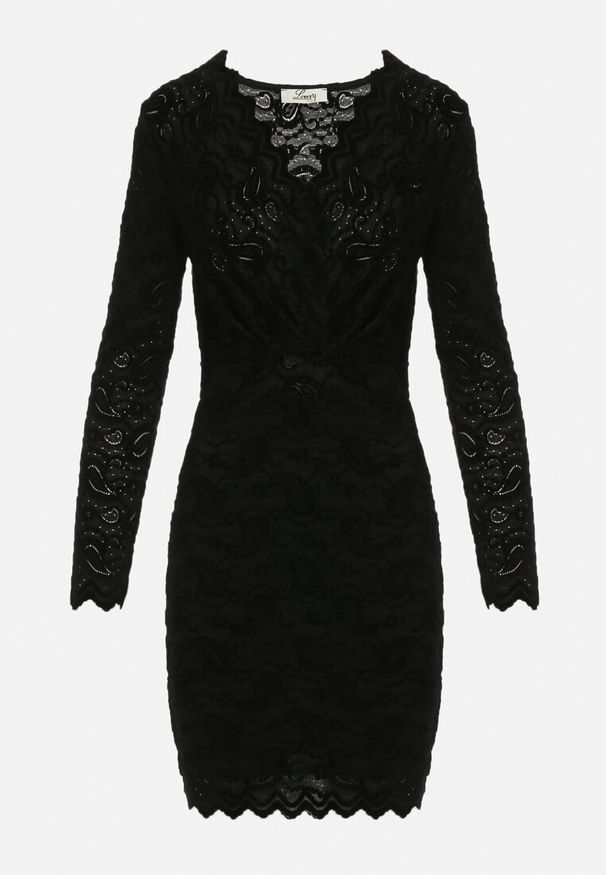 Born2be - Czarna Koronkowa Sukienka Mini z Kopertowym Dekoltem Irielle. Typ kołnierza: dekolt kopertowy. Kolor: czarny. Materiał: koronka. Typ sukienki: kopertowe. Długość: mini