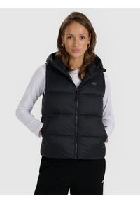 4f - 4F Bezrękawnik puchowy z wypełnieniem syntetycznym damski - czarny M. Okazja: na co dzień. Kolor: czarny. Materiał: syntetyk, puch. Długość rękawa: bez rękawów. Sezon: zima. Styl: klasyczny, casual #1