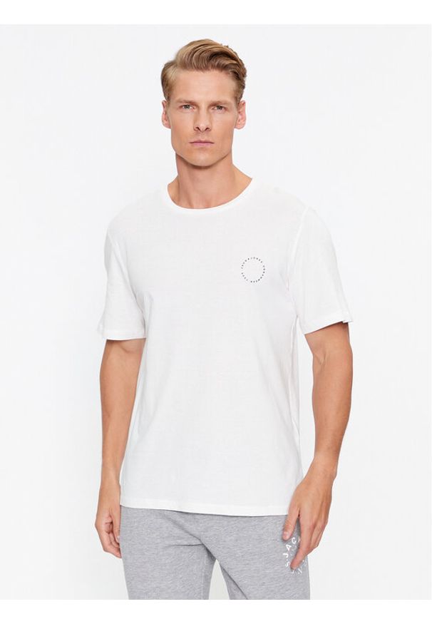 Jack & Jones - Jack&Jones T-Shirt 12235209 Biały Regular Fit. Kolor: biały. Materiał: bawełna
