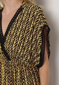 Born2be - Żółta Bawełniana Sukienka Rozkloszowana z Koronkowymi Wstawkami Laniwena. Kolor: żółty. Materiał: koronka, bawełna. Sezon: lato #6