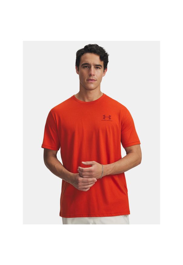 Koszulka Under Armour Sportstyle Left Chest. Kolor: pomarańczowy. Sport: fitness