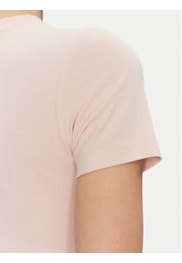 Guess T-Shirt W5GI24 J1314 Beżowy Regular Fit. Kolor: beżowy. Materiał: bawełna #4